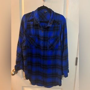 Torrid blue collard plaid shirt, size 3